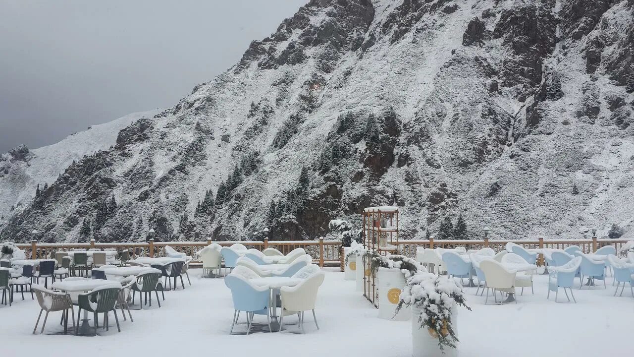 G rest. Sneg hotel restaurant алматы. sneg hotel restaurant shymbulak алматы. отель снег чимбулак. ресторан sneg.