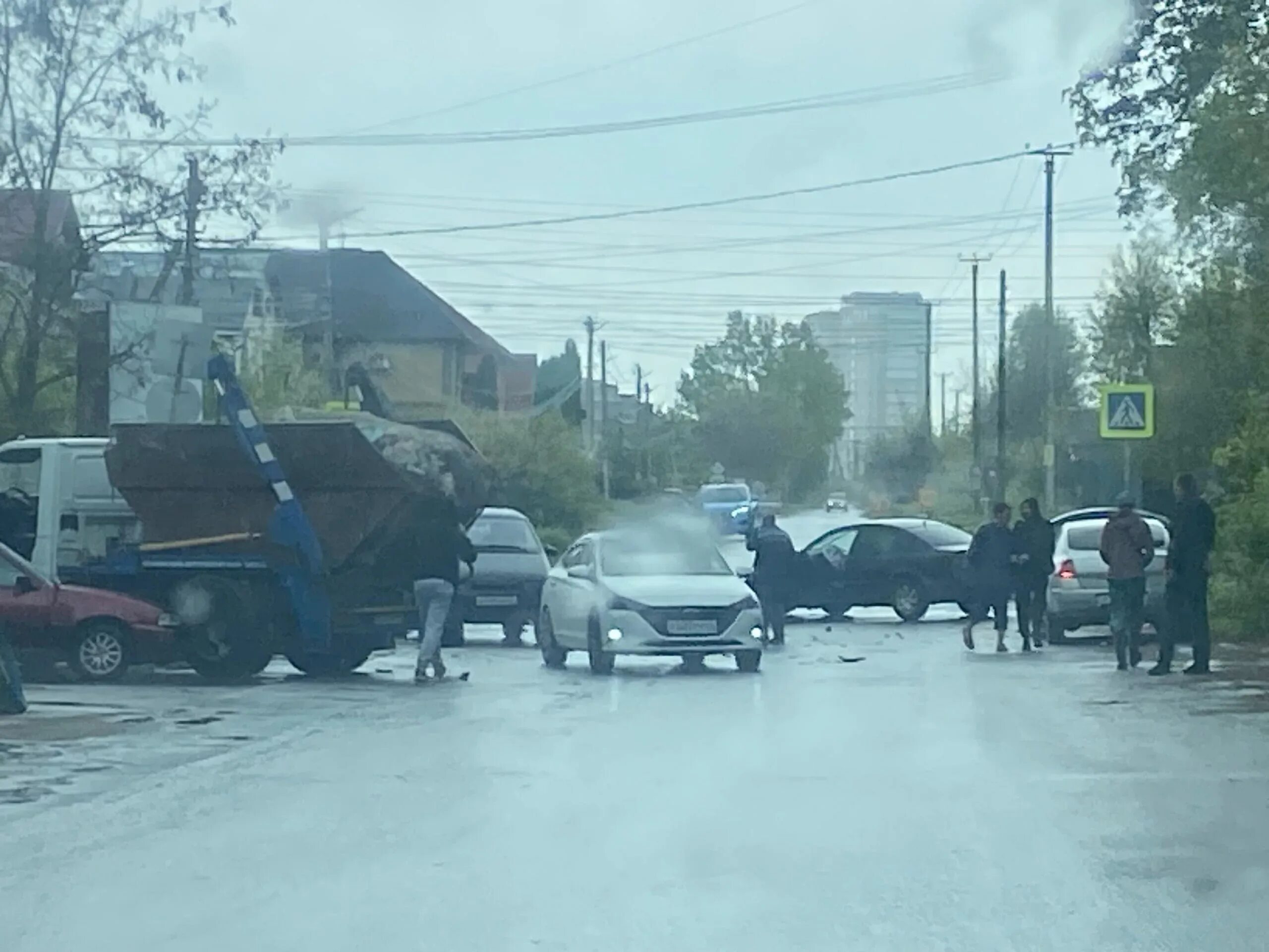 Автокадр 46 курск дтп. Автокадр 46 курск дтп. Машина спасателей. Дтп в курске на 50 лет октября сегодня. Новости г курска происшествия.