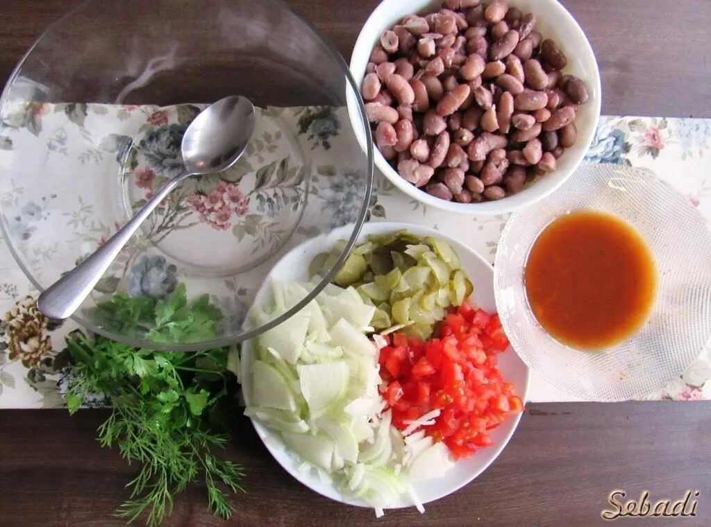 почов апур с фасолью. постные блюда с фасолью. постные салаты на поминки. постный салат с фасолью. постные салаты на праздничный стол.