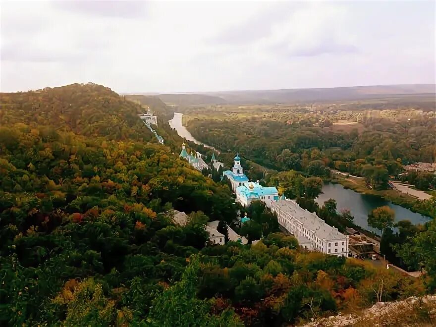 Святые горы донецкая область. Святогорск дуб камышева. Святогорская лавра. Святогорск меловые горы. Святогорская лавра монахи.
