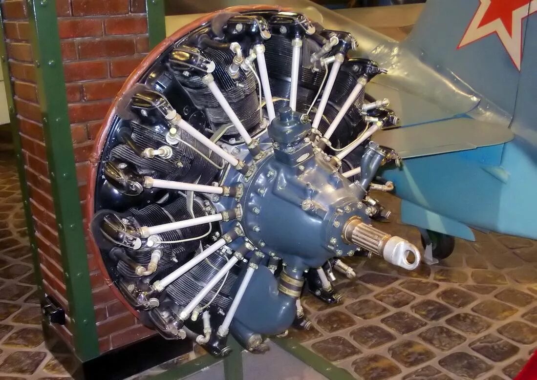 File:M-14P engine on the Anatra-Anasal, NAU.jpg - Wikipedia
