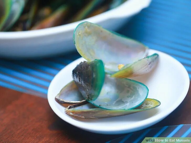 Отравление мидиями. Мидии черноморские. Тарелка под пустые ракушки от мидий. Мидии в ракушках. Fish more мидии.