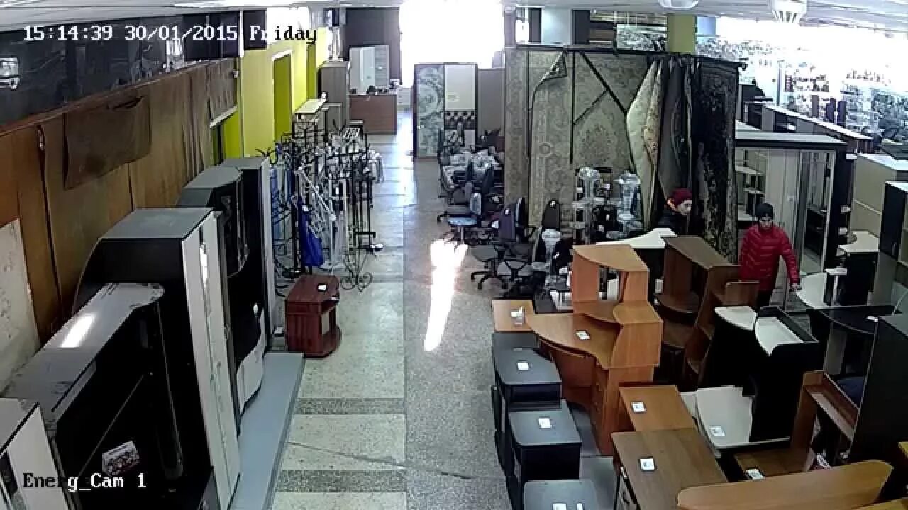Камеры в супермаркетах. Камера наблюдения в магазине. Камера в магазине. Камеры видеонаблюдения в магазинах пятерочка. Видеонаблюдение в магазин одежды.