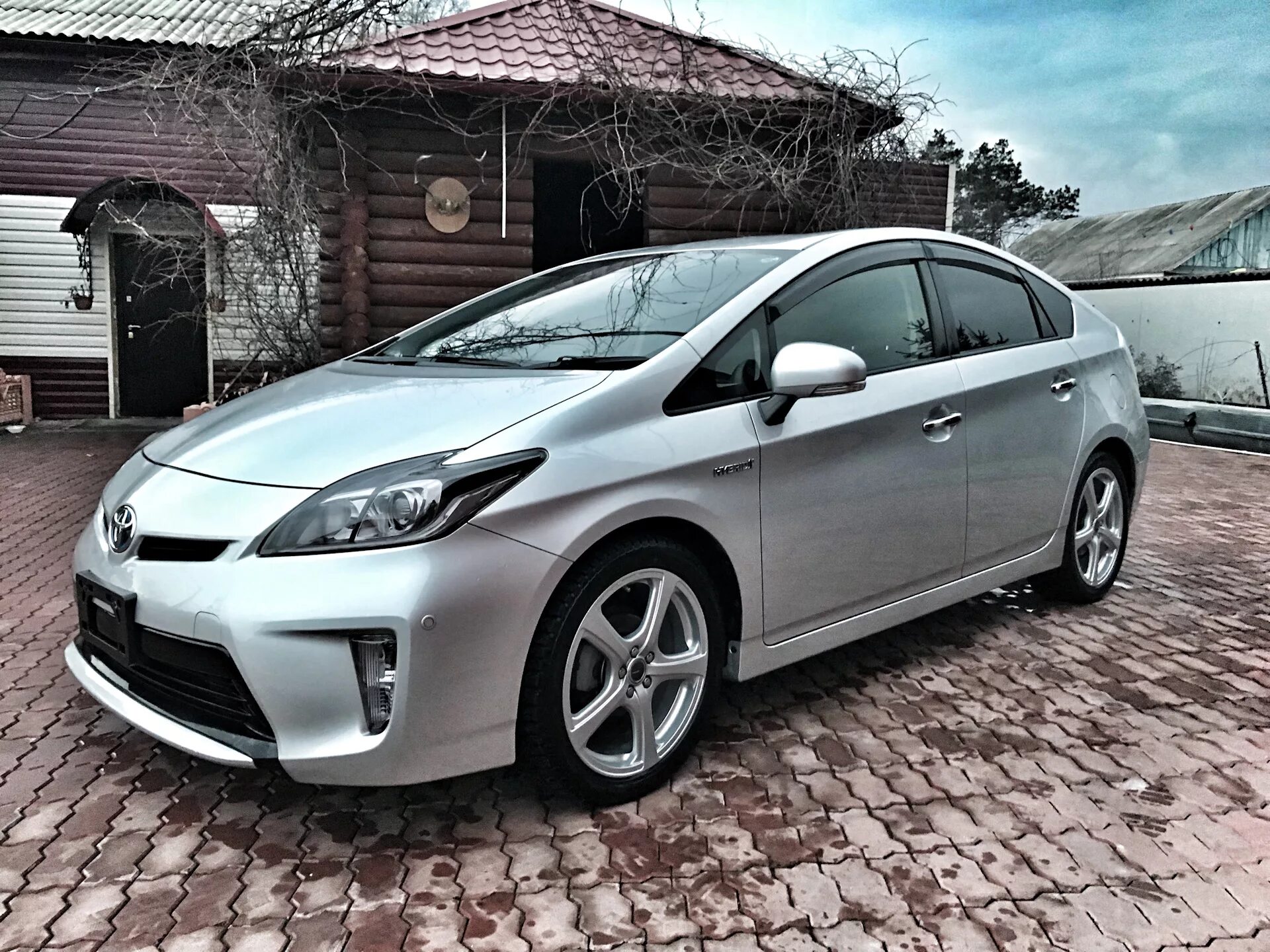 Диски prius. Приус 30. toyota prius r 17. prius 30 r18. диски тойота приус 30.