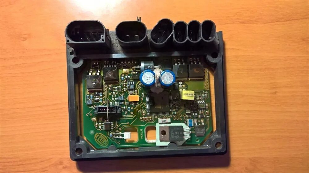 Webasto thermo top z c. Блок управления вебасто термо топ с. блок управления вебасто термо топ с дизель. плата webasto thermo top c. блок управления вебасто 3019.