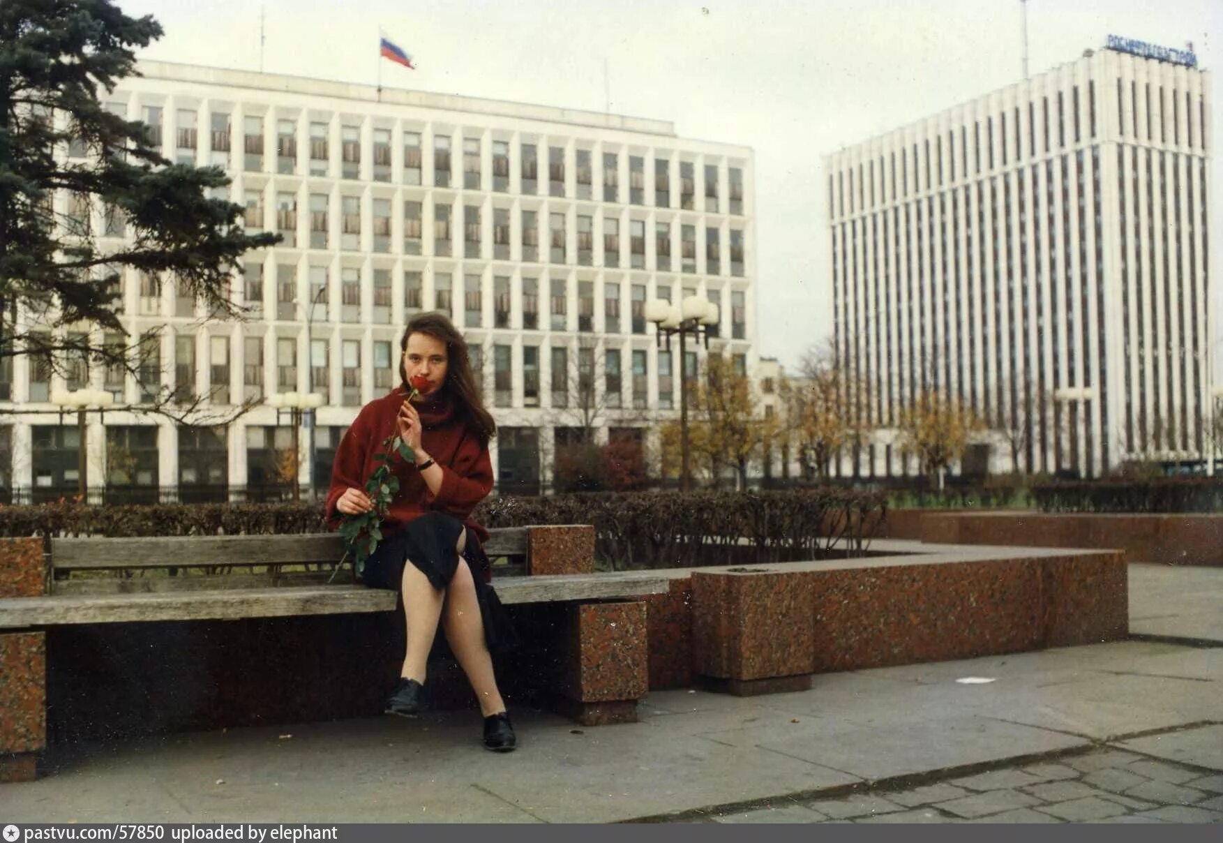 Москва 1996 год. Москва 1996 площадь. Октябрьская площадь Москва 1993. Москва 1996 год фотоснимки. От 1 июля 1996 г