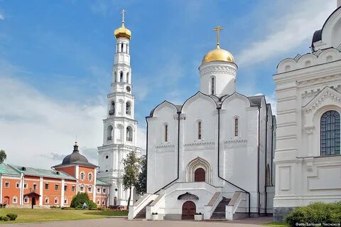 Добираться монастырь