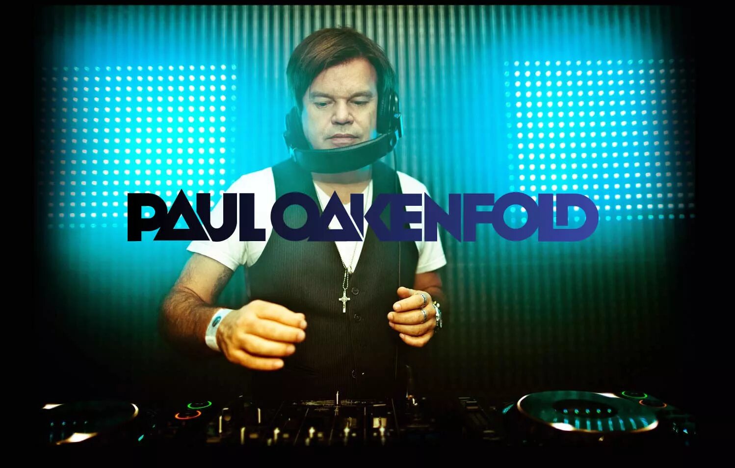 Paul oakenfold sun. Paul oakenfold 2025. пол окенфолд 2025. пол окенфолд 2000. пол окенфолд фото.