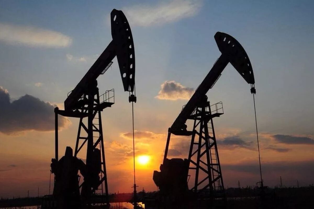 Добыча нефти в африке. Нефтеперерабатывающая промышленность африки. нефтяная промышленность. добыча нефти.