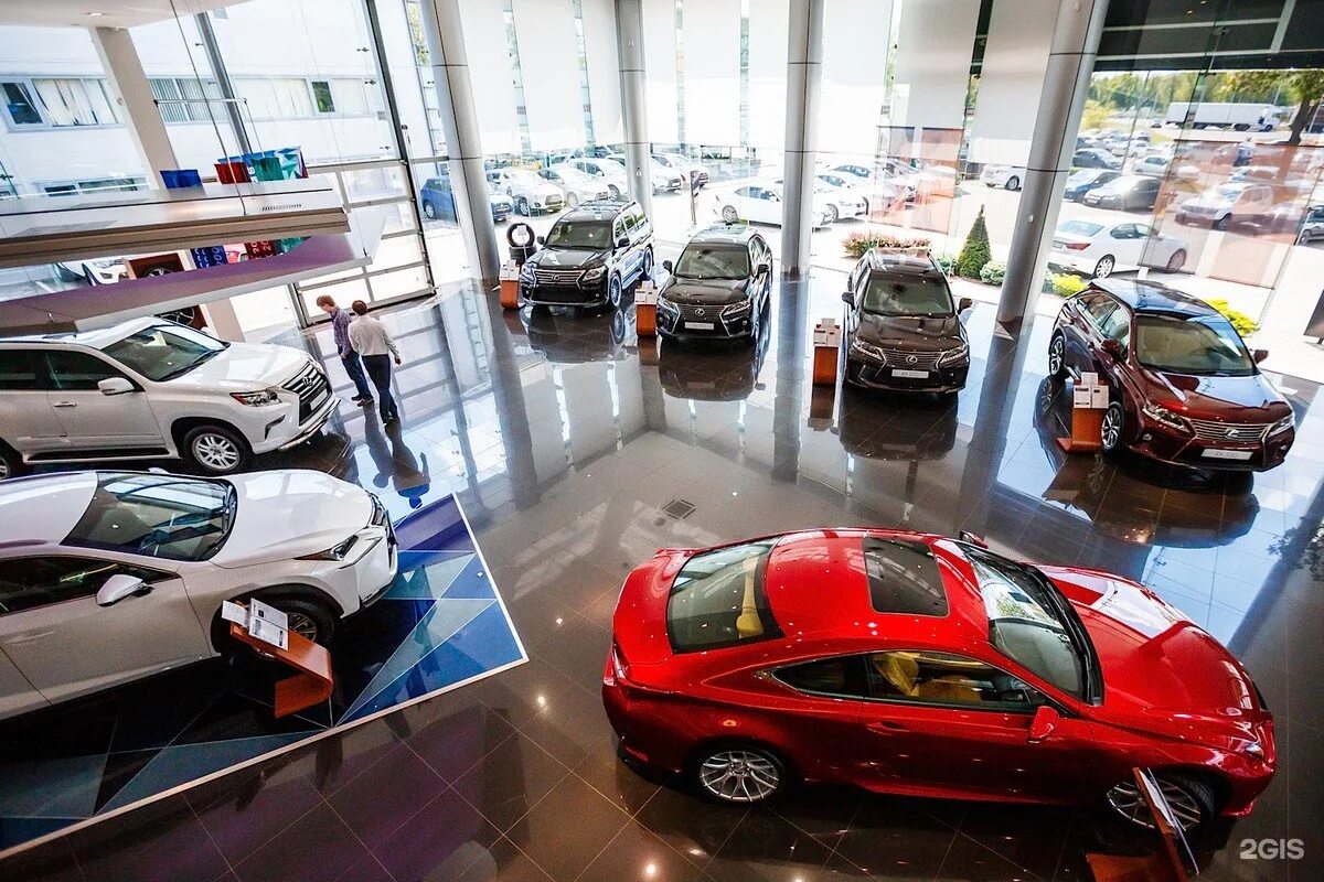 автосалон. автомобили в автосалоне. ниссан минеральные воды автосалон. автомолот. салоны авто новые краснодар.
