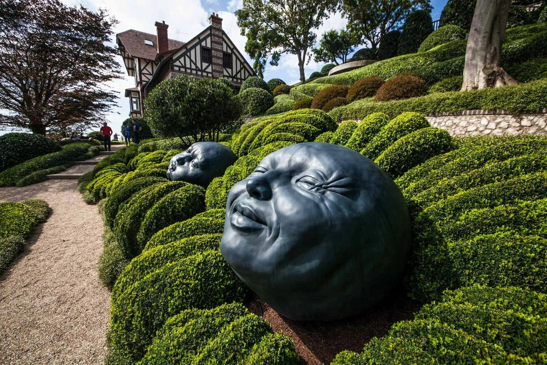 Ужасные сад. Сад Этрета Франция. Сад les Jardins d’Etretat (Франция). Гривко Этрета. Сады Этрета Нормандия.