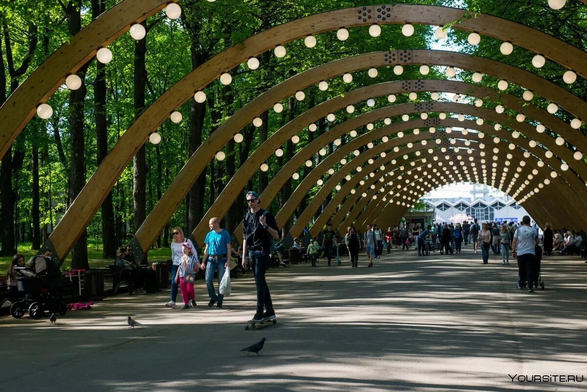 Где можно погулять весной. Парк Сокольники Москва. ПКИО «Сокольники» в Москве. Парк Сокол+ьники Москва. Парк Сокольники аллея арок.