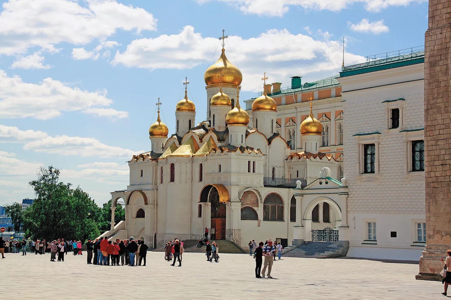 Почему российская церковь