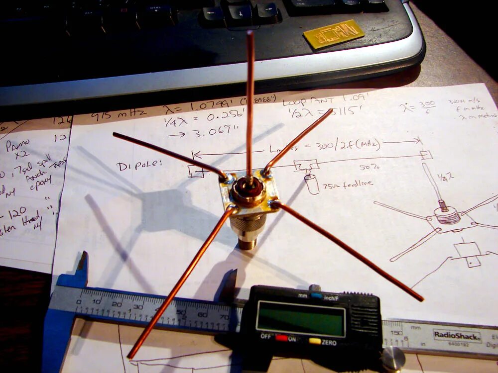 Как найти мгц. Антенна yagi 915 мгц. антенна 160 мгц. антенна 915 мгц 12dbi. антенна 1650mhz.