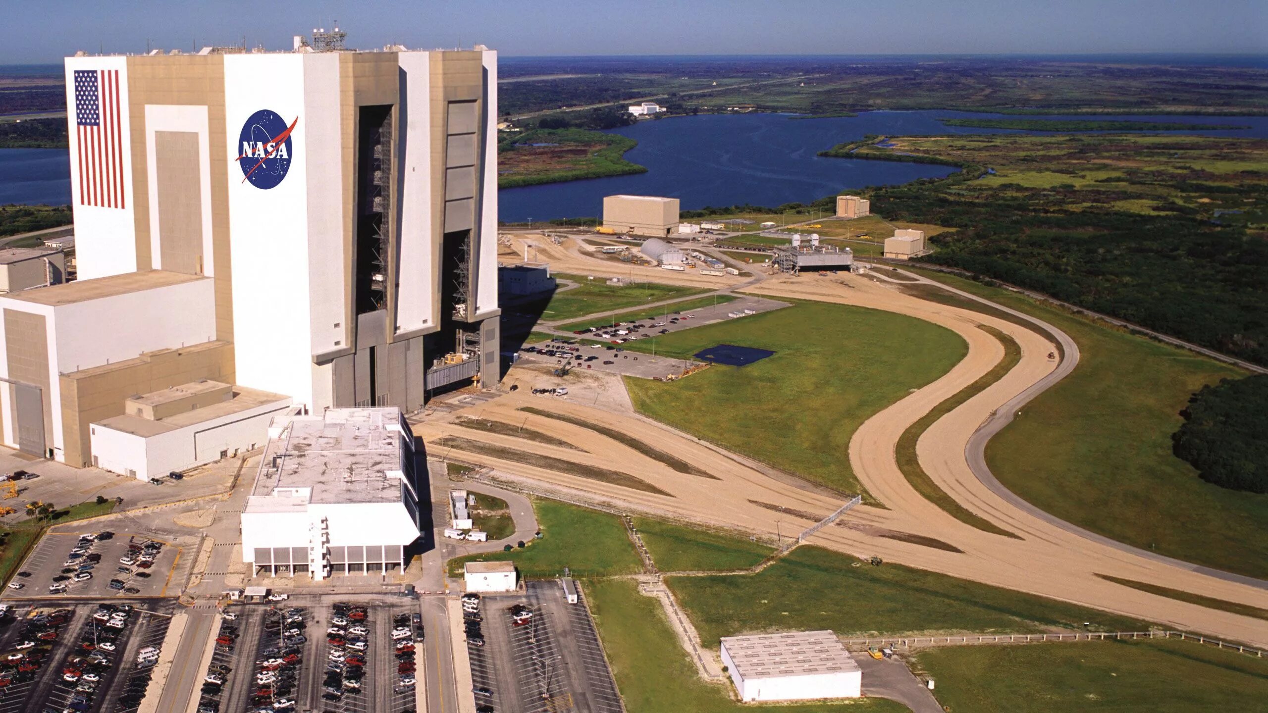 Космический центр Кеннеди НАСА Флорида. Мыс Канаверал Кеннеди. Мыс Канаверал Флорида. Мыс Канаверал космодром.