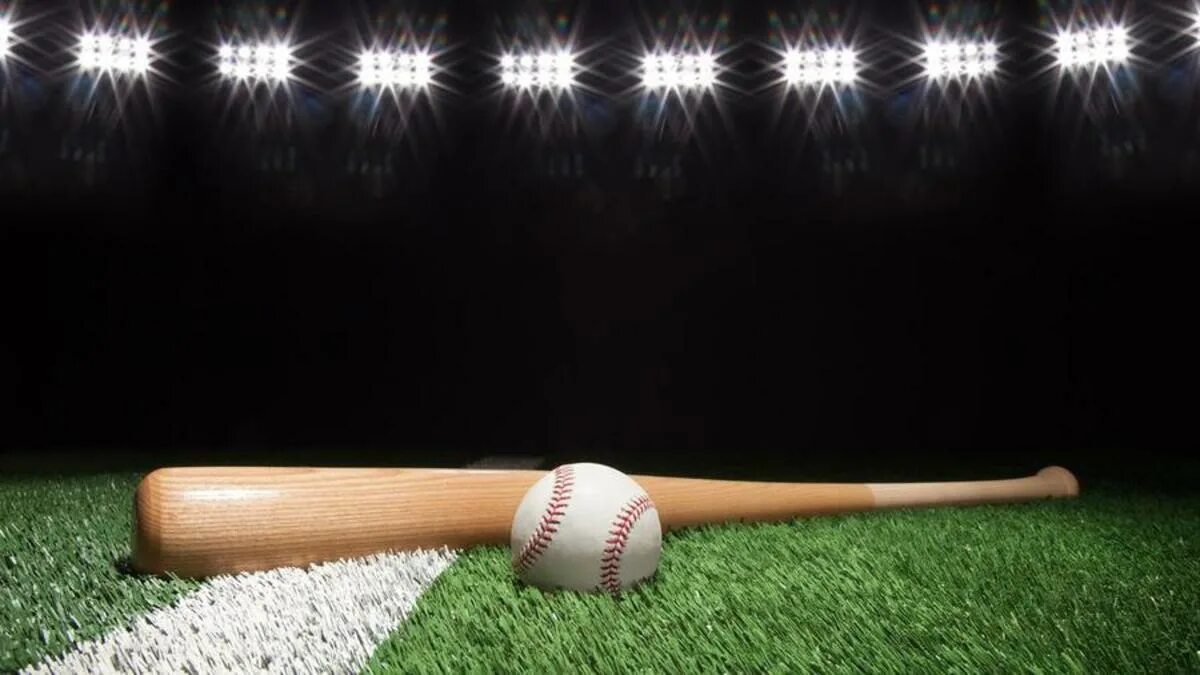 Вопрос про биту и мяч. Бита и мяч. Бейсбол бита и мяч. Бейсбольная бита игровая. Бита на траве.