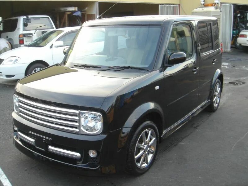 Nissan cube z11 autech. Nissan cube для путешествий. Ниссан куб левый руль. Ниссан куб левый руль. Ниссан куб левый руль.