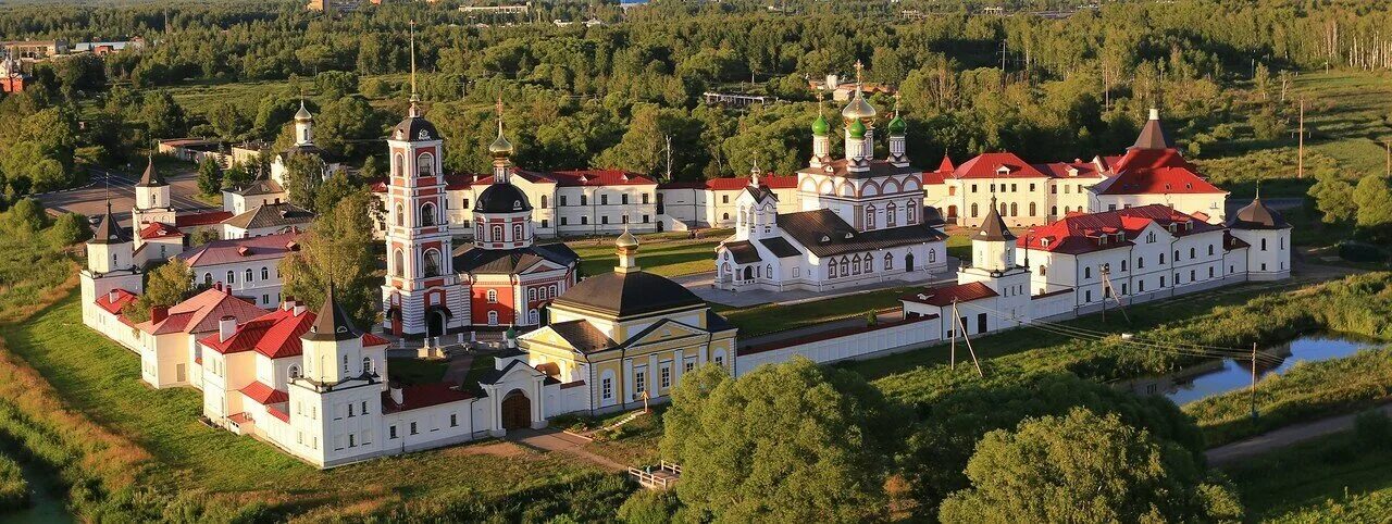 Троице сергиева варницкого монастыря. Свято-Троицкий Варницкий монастырь. Троицко Сергиевский Варницкий монастырь. Троице-Сергиев Варницкий монастырь Ростов Великий. Варницы Ростов Великий.