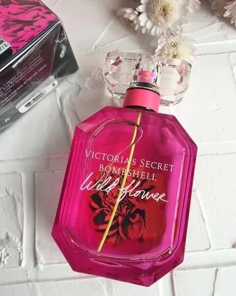 Wild secret. Духи Victoria's Secret bombshell Wild Flower. Парфюм Victoria's Secret bombshell Wild Flower EDP, 100 ml.