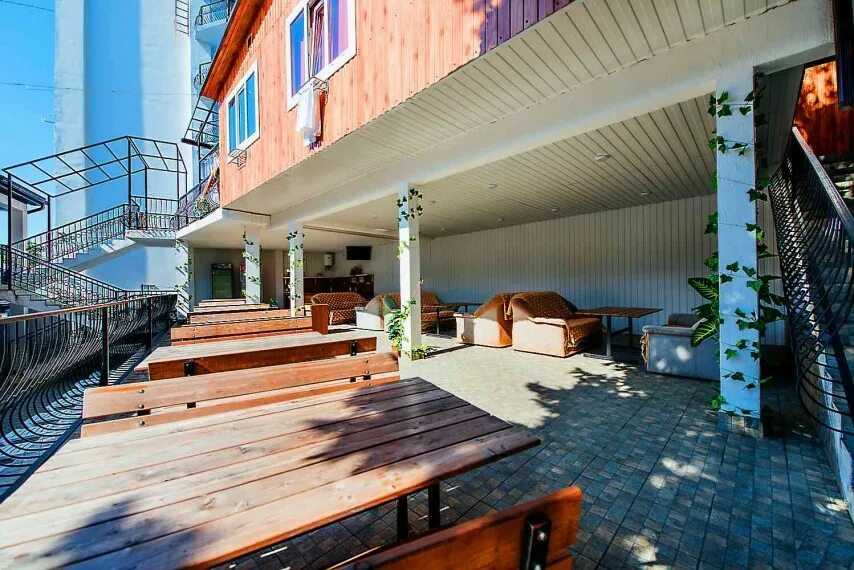 Сочинское шоссе орешник. Орешник на павлова лазаревское. Отель орешник лазаревское. Лазаревское орешник гостевой дом. Гостиница орешник лазаревское.