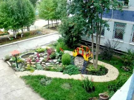 Территория детского сада расположена в