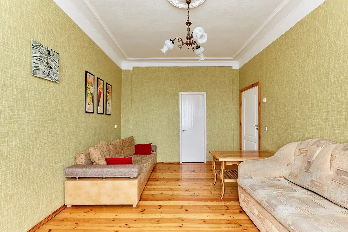 квартира в сталинском доме. питерские сталинки интерьер. сталинский ампир интерьер спальни. сталинский ампир интерьер кухни. сталинка без ремонта.