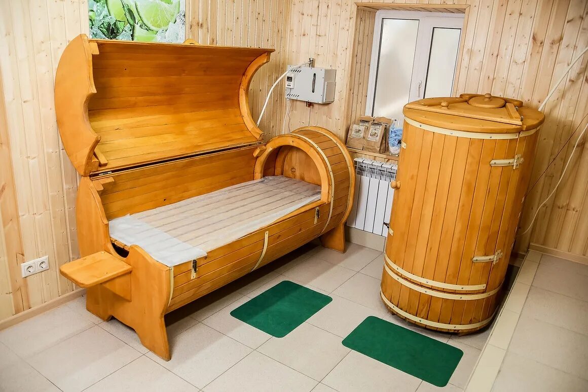 Кедровая бочка спа. Фитобочка 2022. Кедровая фитосауна. Фитосауна кедровая бочка. Кедровая фитобочка.