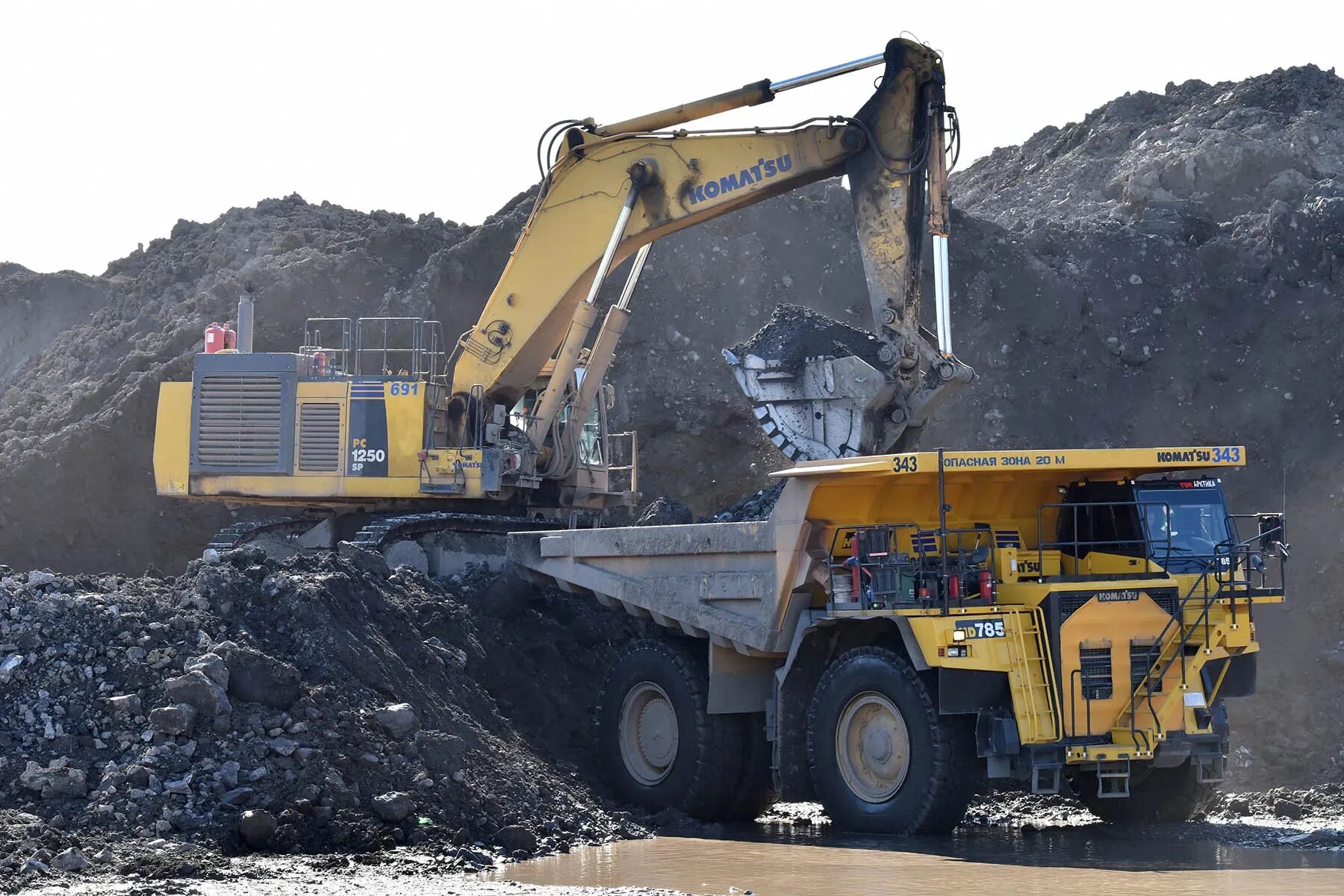 рудник мокулаевский норильск. угольный карьер. добыча полезных ископаемых. добыча начатый. колмозерское месторождение лития.