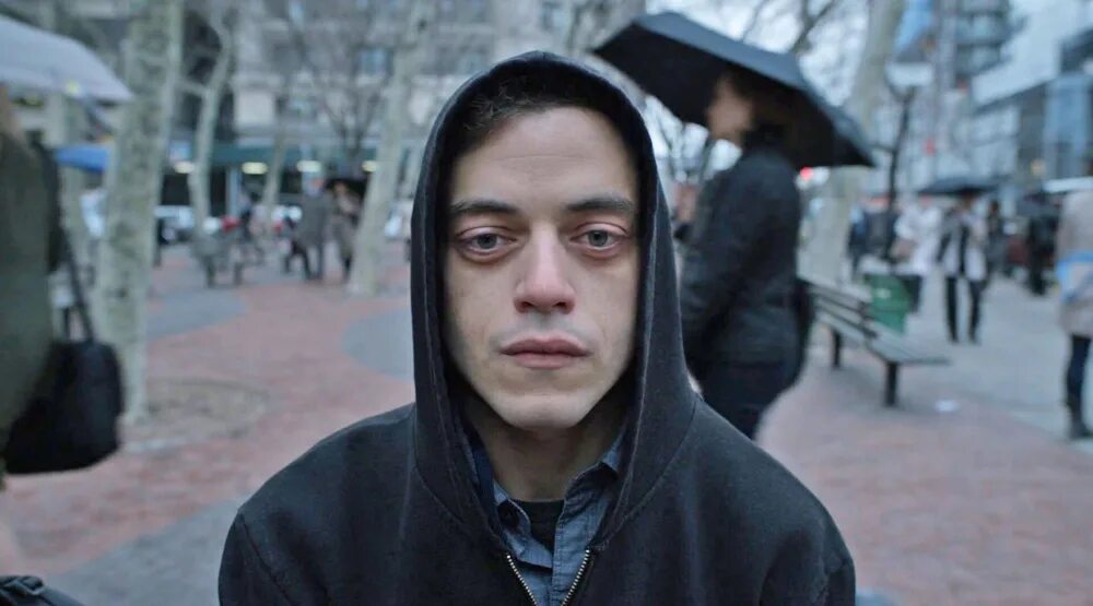 Мистер робот пылесос. Рами малек мистер робот. эллиот алдерсон mr robot. рами малек я робот.