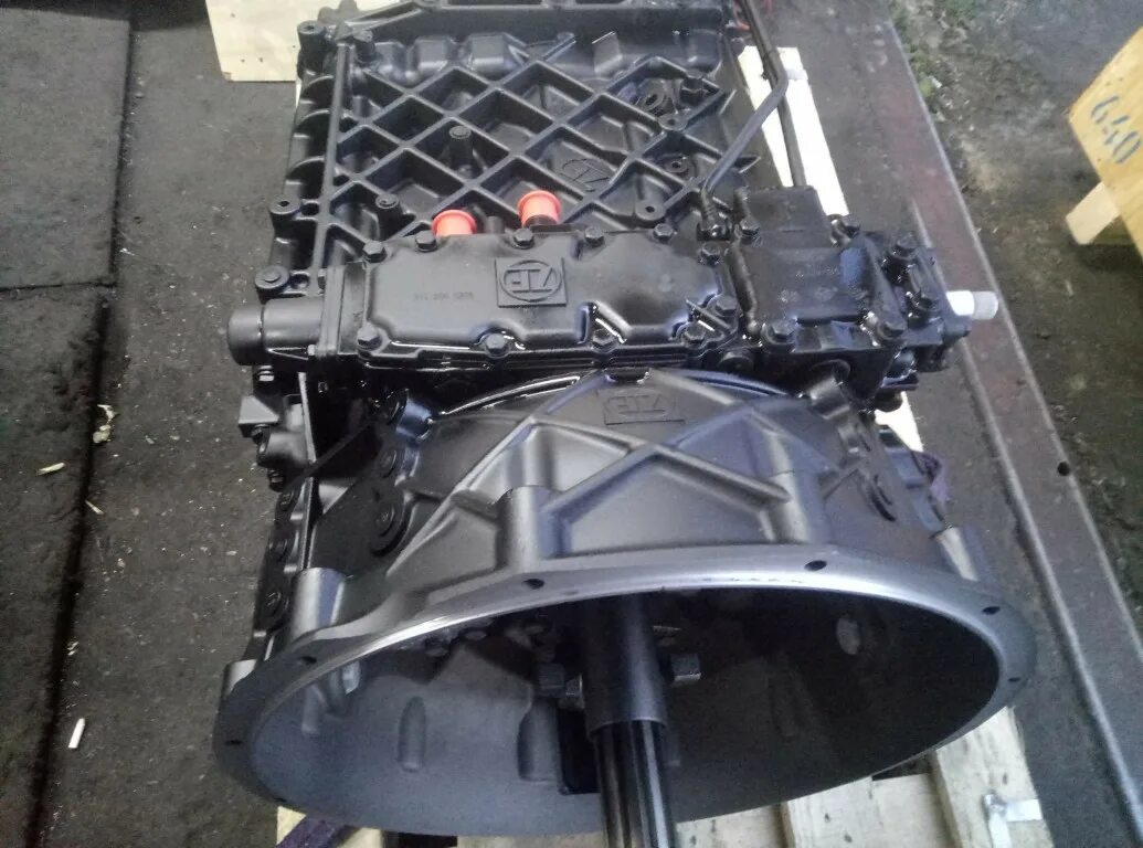 Камаз 6520 кпп zf. Коробка zf16 камаз 6520. коробка передач камаз 6520 zf -8s1350. кпп zf 9s1310. кпп zf 8s1350 применяемость.