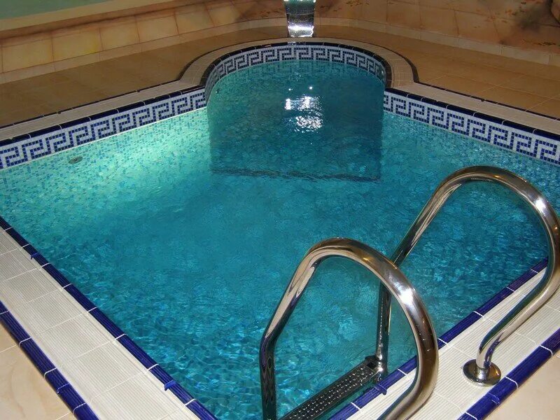 Омега клуб севастополь. Снять бассейн севастополь. Бассейн под открытым небом севастополь. Отель штормовое с бассейном. Гидромассажный бассейн аквапарк.