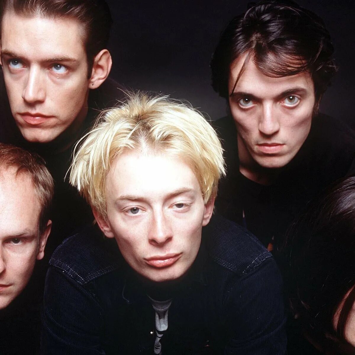Radiohead music. Группа радиохед. Радиохед участники. Radiohead фото. Солист радиохед.