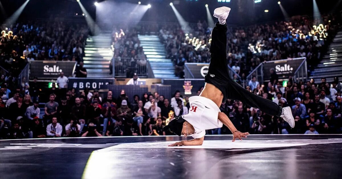 Брейк программа. Брейк данс red bull. red bull bc one. нижний брейк данс.