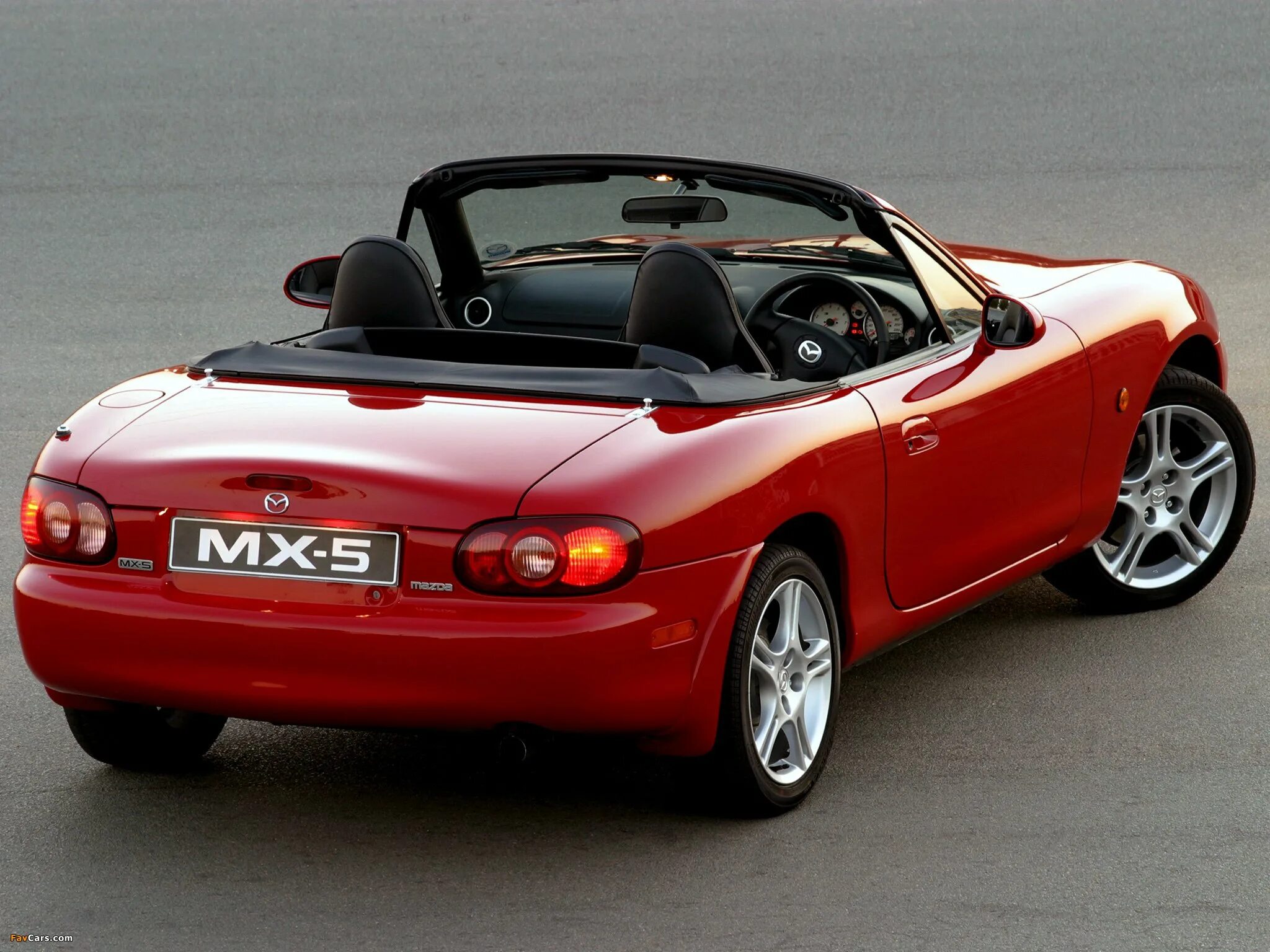 Mazda mx купить. Mazda mx5 Miata Roadster. Mazda MX 5 90. Mazda MX-5 1998. Mazda mx5 2 поколение.