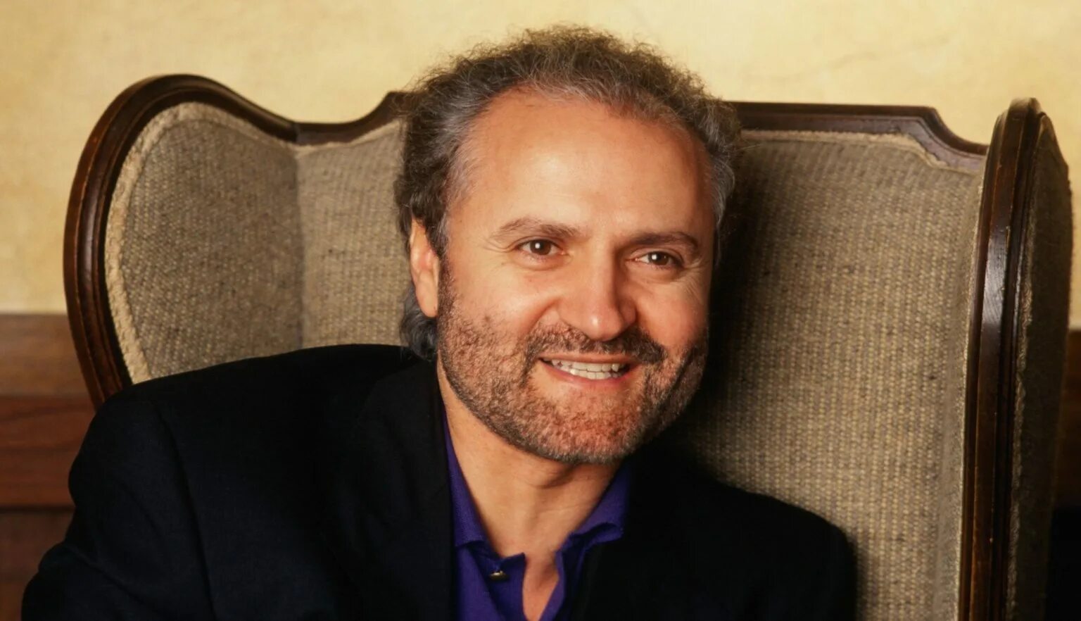 Джанни версаче фото. Джанни версаче фото. Джанни версаче фото. Джанни версаче фото. Версаче джунгли.