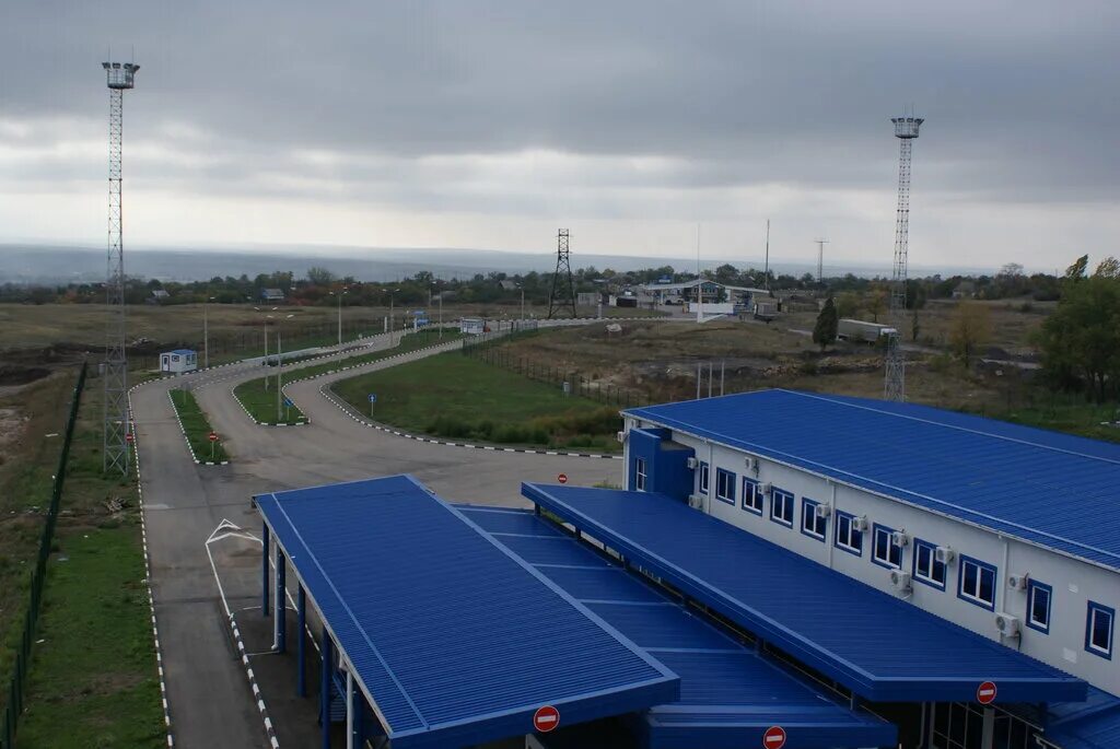 Кани курган амурская область пункт пропуска. Донецк Изварино пункт пропуска. Изварино таможенный пост. МАПП Донецк Изварино. Международный пункт пропуска Донецк Изварино.