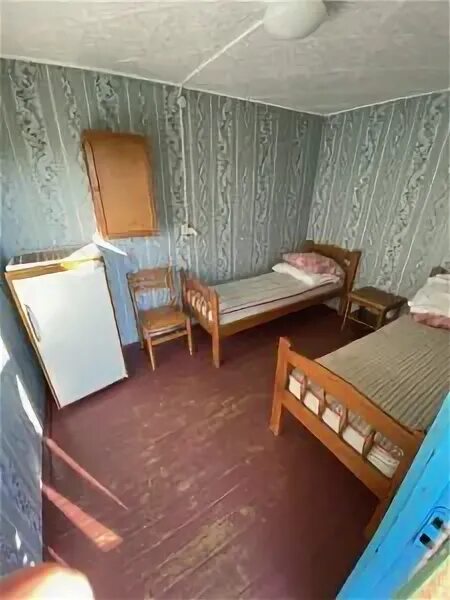 Турбаза школьная. Турбаза школьная на черняховского. База отдыха в ленобласти с номерами с двухъярусной кроватью на воде. Турбаза школьная на черняховского. Гостиница школьная санкт-петербург.