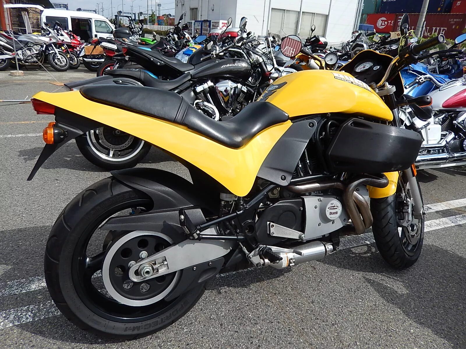 Мотоцикл cyclone rg401. Buell cyclone m2. buell cyclone м2. buell cyclone 2001. buell m2 cyclone speedometer.