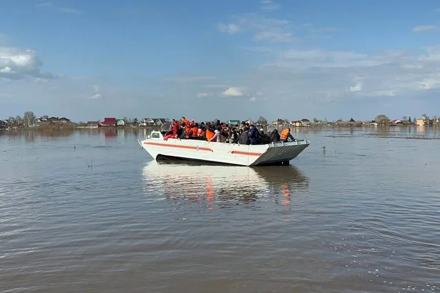 Река Ока Касимов. Ока река уровень воды Рязань. Ока река Рязань разлив. Уровень воды в Оке. Ока река уровень воды сегодня рязань