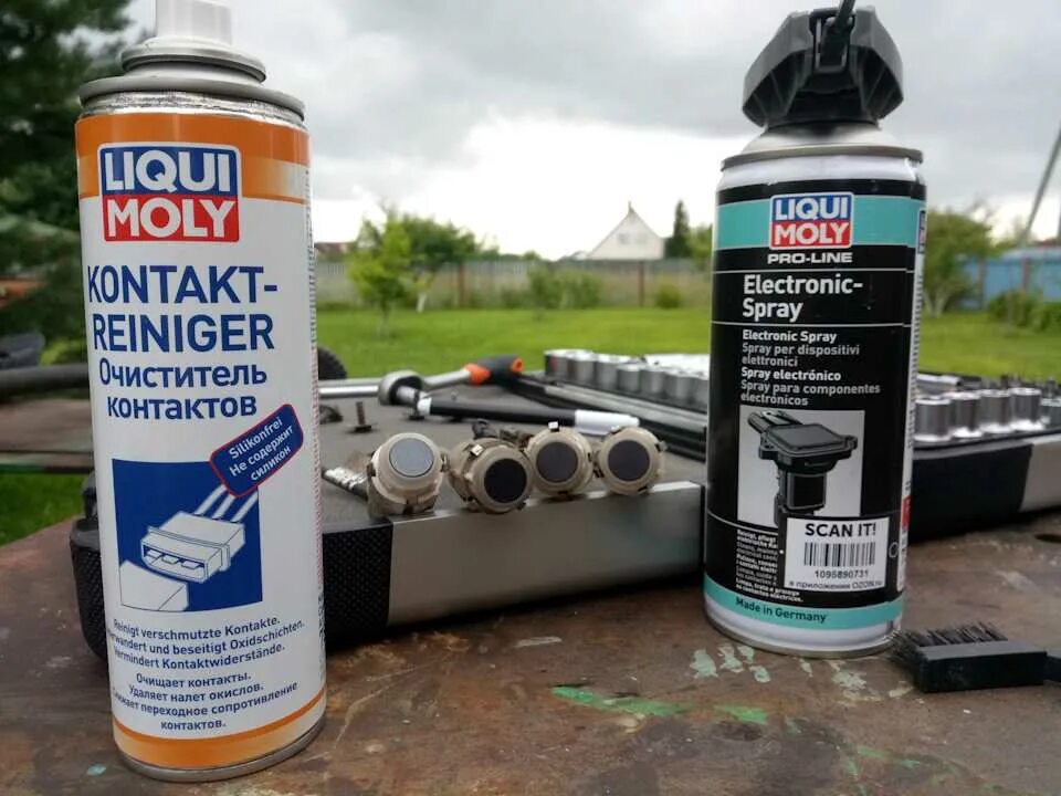Очиститель электроконтактов liqui moly. Смазка контактов электрооборудования автомобиля. Смазка для защиты контактов. Средство для очистки электроконтактов автомобиля. Очиститель wd-40 200 мл.