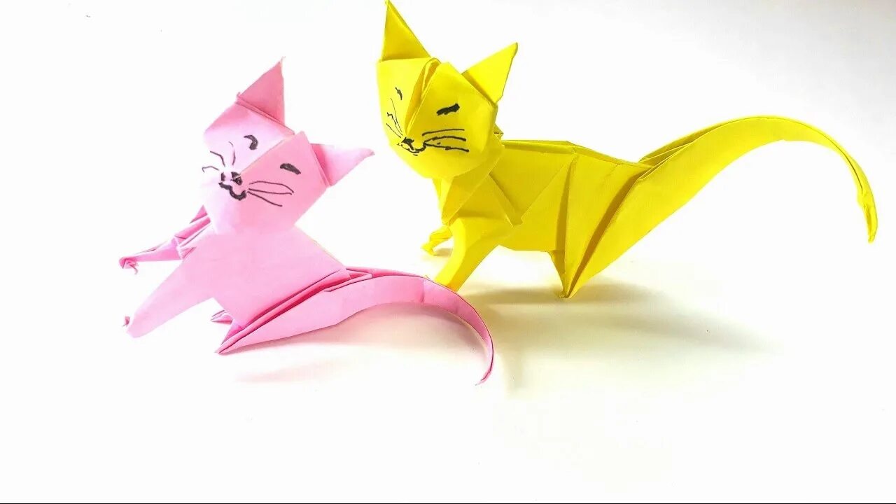 Оригами кошка. Объемные котики из бумаги. Оригами котёнок из бумаги. Кот оригами из бумаги для детей. Бумажные кошечки