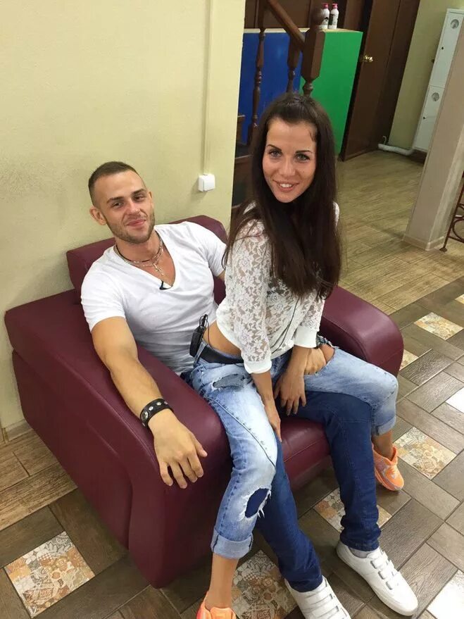 Дом 2 2 октября 23 года. Муж александры гозиас дом 2. худяков дом 2 гозиас. александра гозиас и сергей худяков. александра гозиас и ее муж.