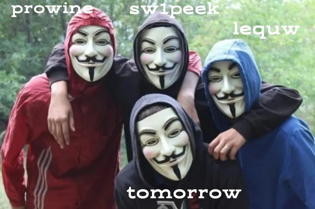 Друзья в масках. Четыре человека в маске. Друзья в маске Анонимуса. Авы на четверых человек.