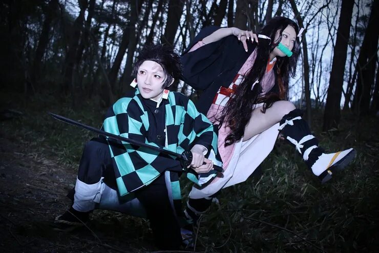 Nezuko Kamado Cosplay. Kimetsu no Yaiba косплей. Костюм Незуко Камадо. Nezuko edythecross. Nezuko cosplay