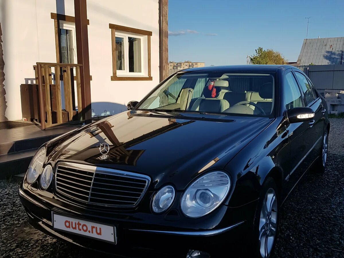 Мерседес 2002 год купить. Мерседес е 240 2002. Мерседес 211 2002. Mercedes e240 2002. Мерседес е класс 2002.