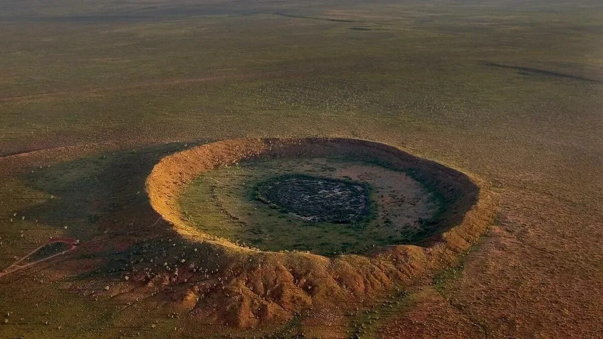 На земле в огромных масштабах осуществляется