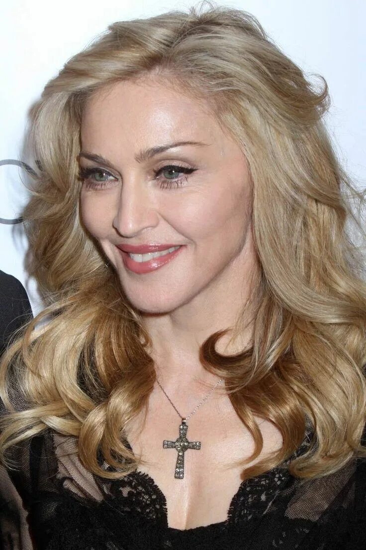 Madonna сейчас. Мадонна в москве 2012. Мадонна в 61 год. Мадонна певица платья. Мадонна вес.