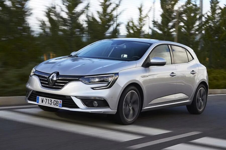 Megane dci. Renault 2016. Рено Меган 2016 дизель. Рено Меган комплектации 2016 нв. Рено Меган 2016 седан полиция Украины.