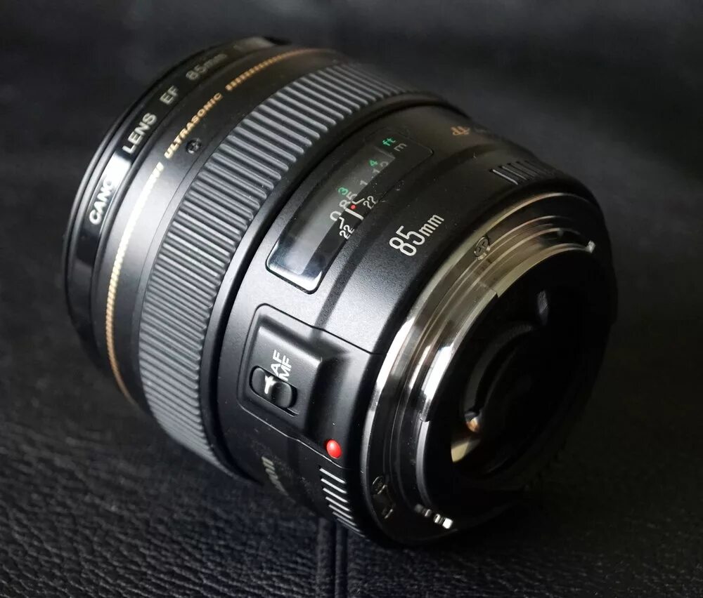 Canon EF 85mm f/1.8. Объектив Canon 85mm. Canon 85mm f/1.8 USM. Объектив Canon 85mm 1.8. 85мм объектив