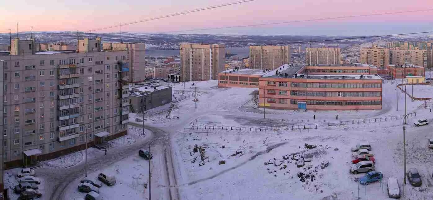 Сколько в оленегорске. Оленегорск (Мурманская область). Главная площадь Оленегорска. Мурманск г Оленегорск. Оленегорск Центральная площадь.